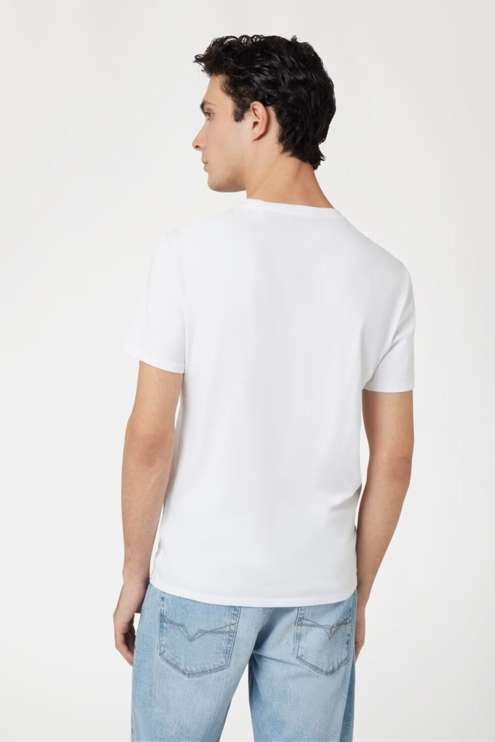 shop_uomo_t_shirtmanicacorta_guess_guem2yi24j1314_14874_2467_3_hd.jpg