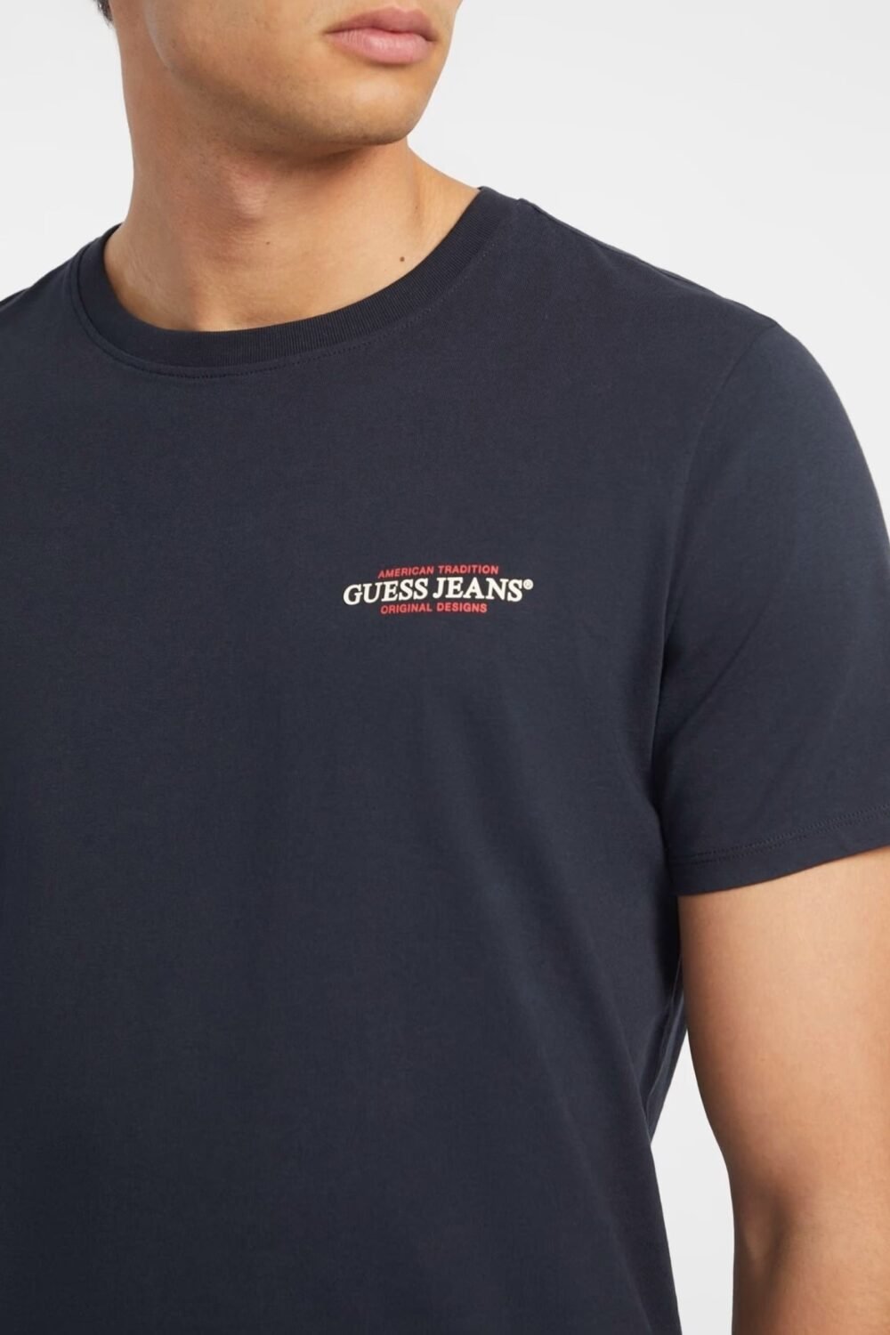 shop_uomo_t_shirtmanicacorta_guess_guem4yi55k8hm0_14674_2520_3_hd.jpg