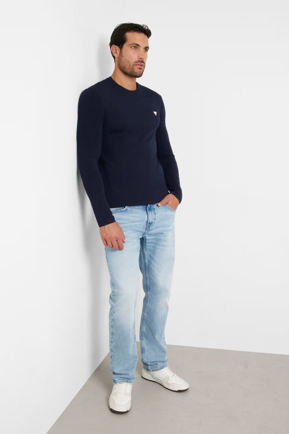 shop_uomo_tshirtmanicalunga_guess_guem2yi28j1314_14877_2499_2_hd.jpg