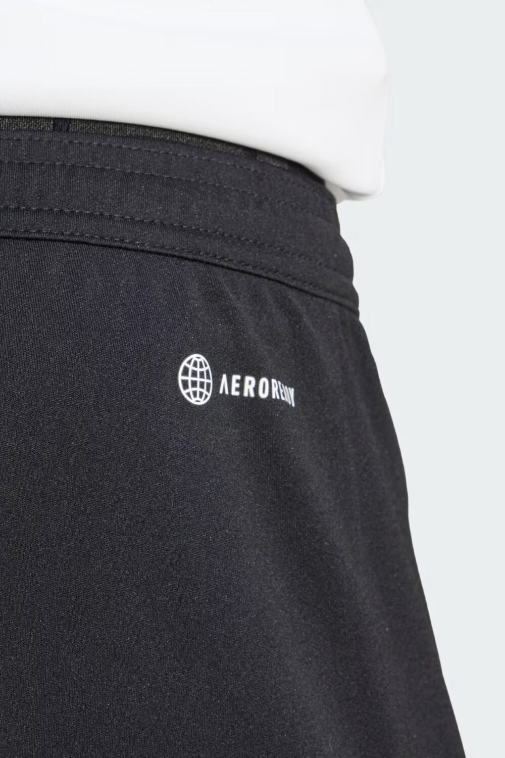 shop_uomo_shortuomo_adidas_adih57504_17050_10_4_hd.jpg