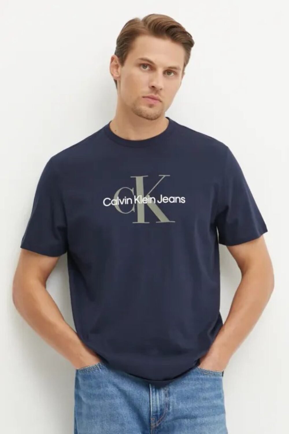 shop_uomo_t_shirtmanicacorta_calvinklein_cal0040em286_15044_14_2_hd.jpg