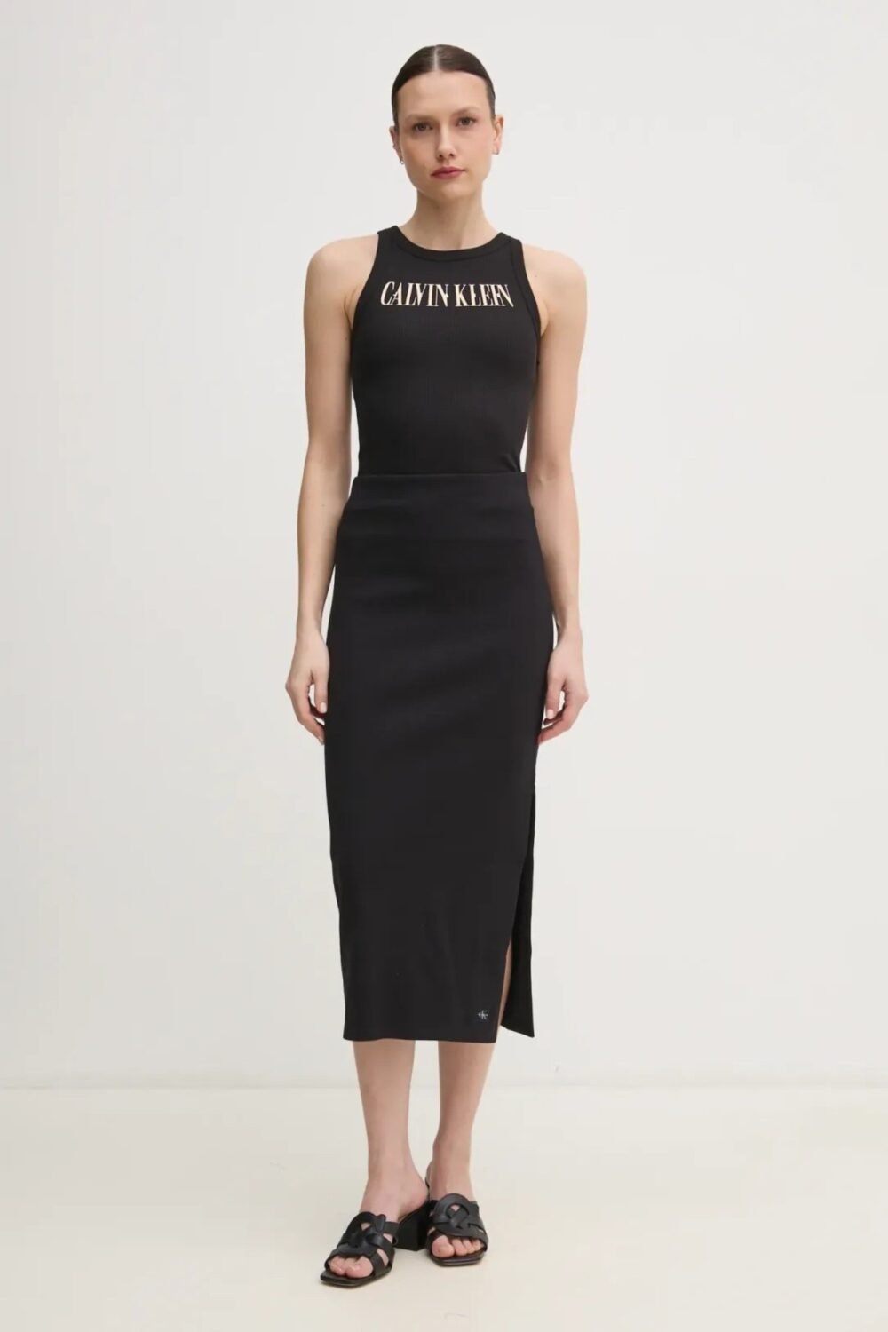 shop_donna_canottadonna_calvinklein_calj20j225520_15114_10_1_hd.jpg