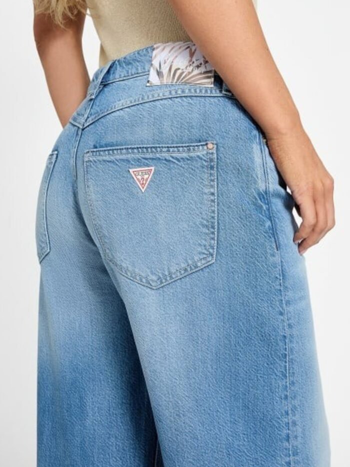 shop_donna_jeansdonna_guesswoman_guew5ga82d5b94_14845_2470_1_hd.jpg