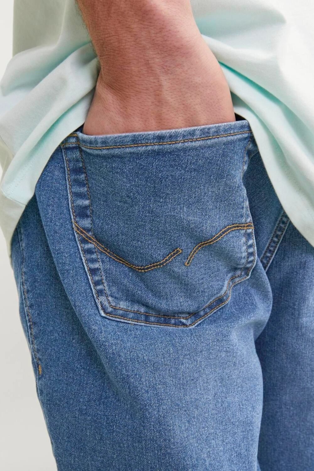 shop_uomo_jeansuomo_jackandjonesplus_jac12237573_7366_2365_4_hd.jpg