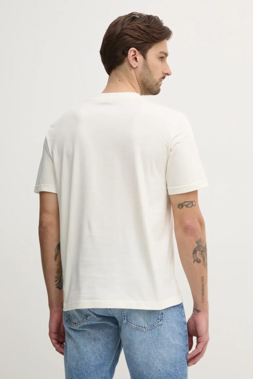 shop_uomo_t_shirtmanicacorta_calvinklein_calj30j327471_15123_53_3_hd.jpg