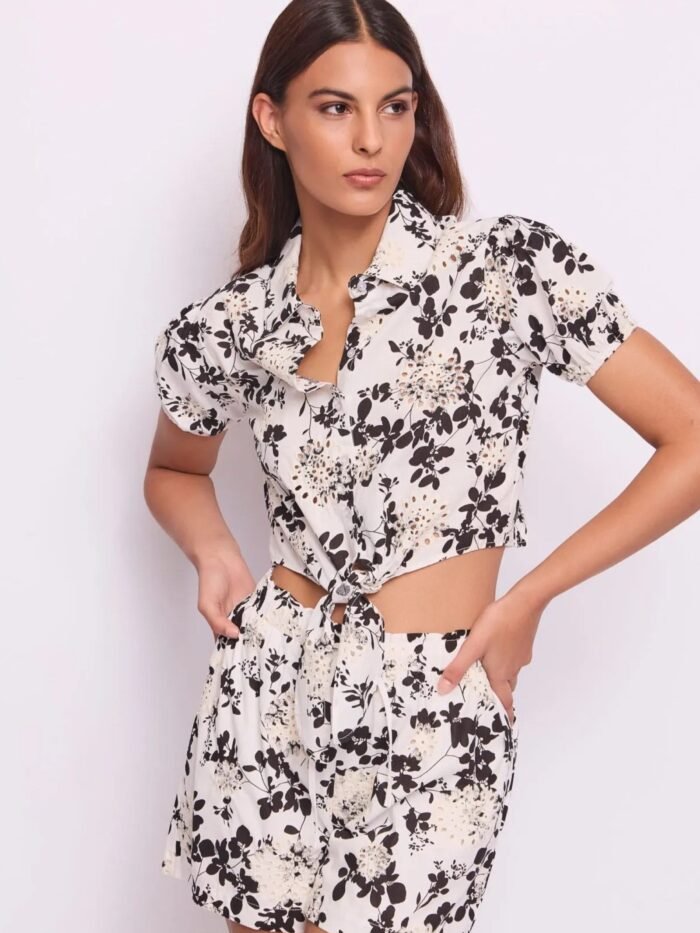 shop_donna_camiciadonna_gaudi_gau511bd45020_16689_21_1_hd.jpg