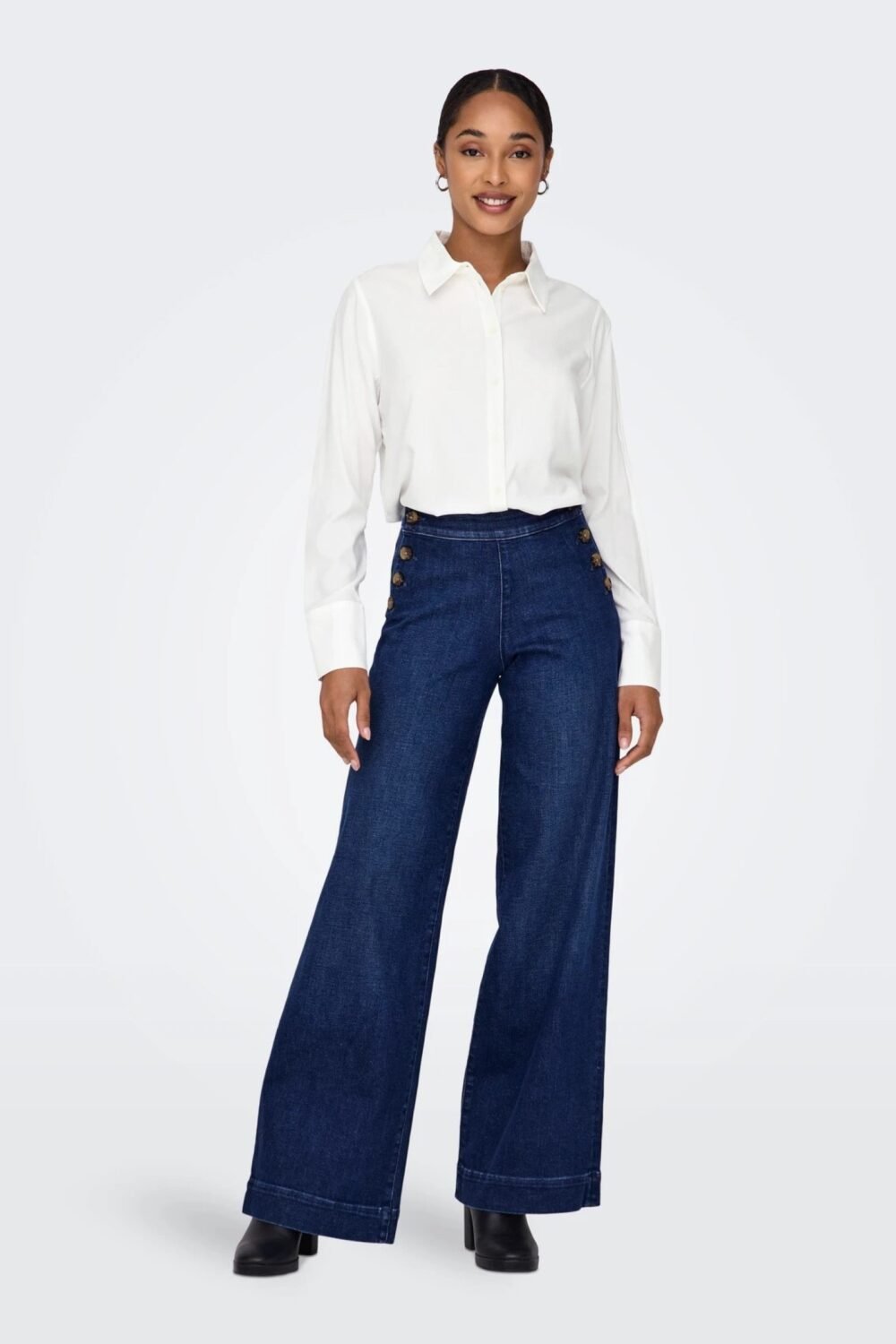 shop_donna_camiciadonna_only_onl15320243_15296_15_2_hd.jpg