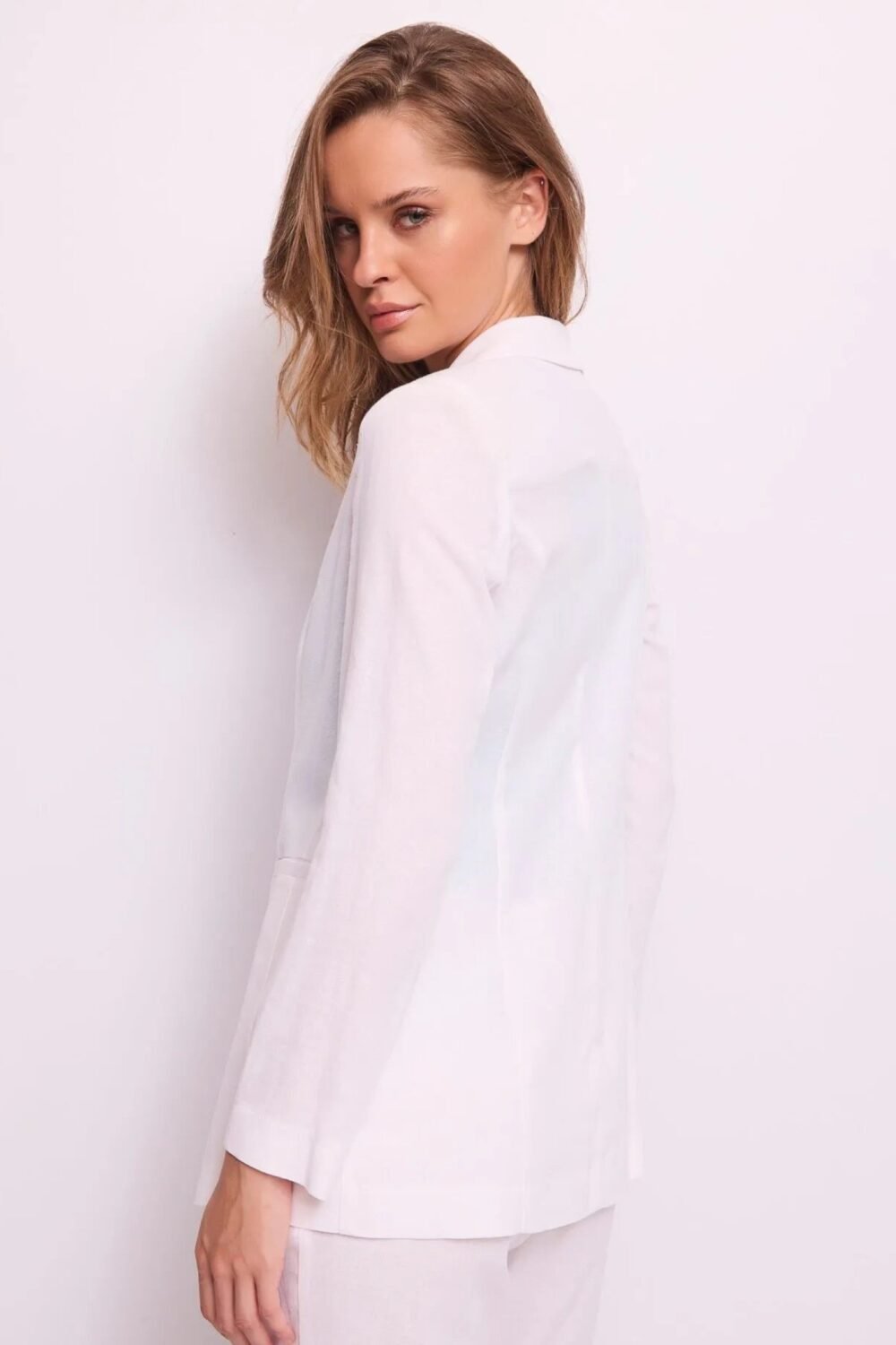 shop_donna_giaccadonna_gaudi_gau511bd35016_16690_15_2_hd.jpg