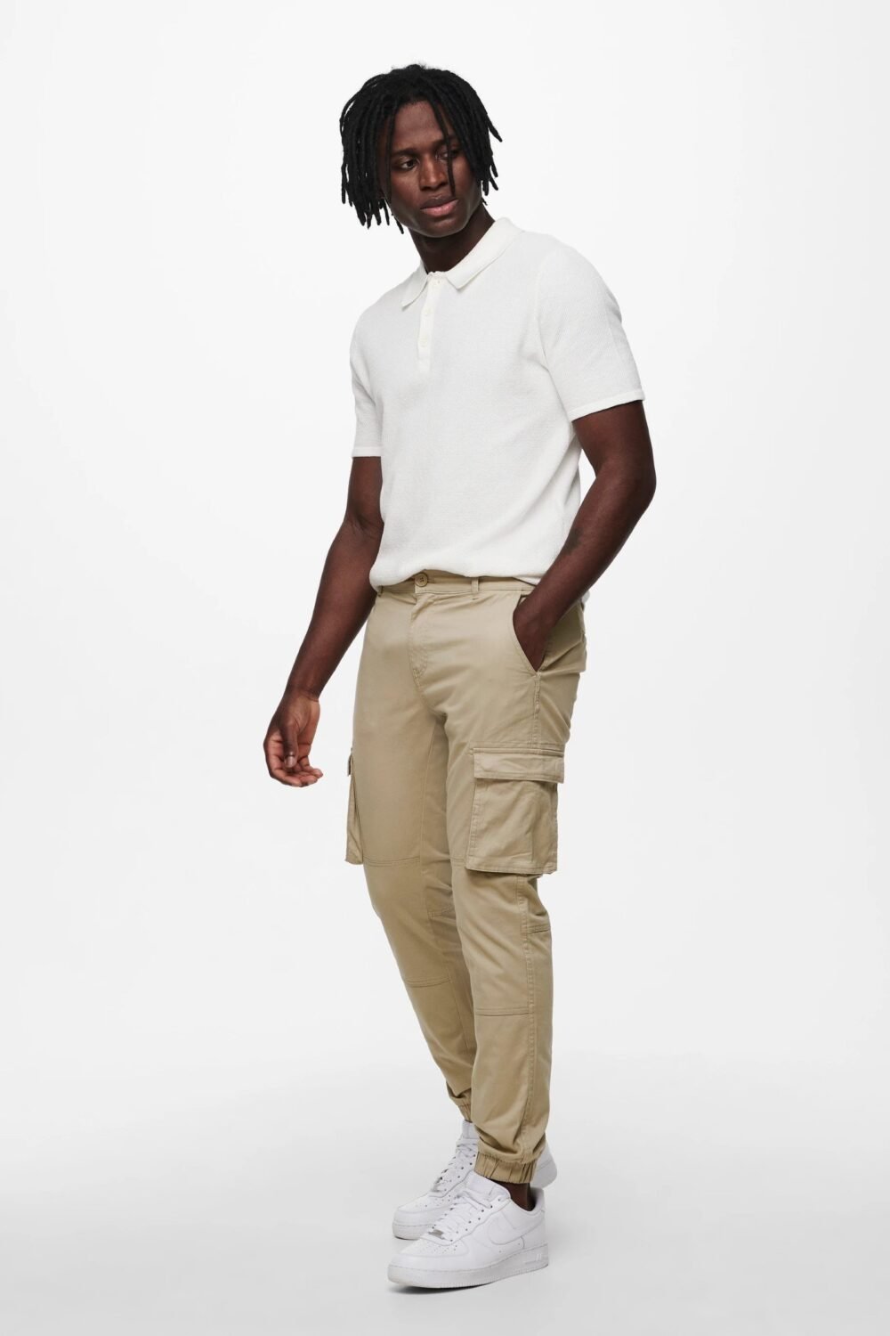 shop_uomo_pantaloneuomo_onlyandsons_son22016687_15625_2361_3_hd.jpg