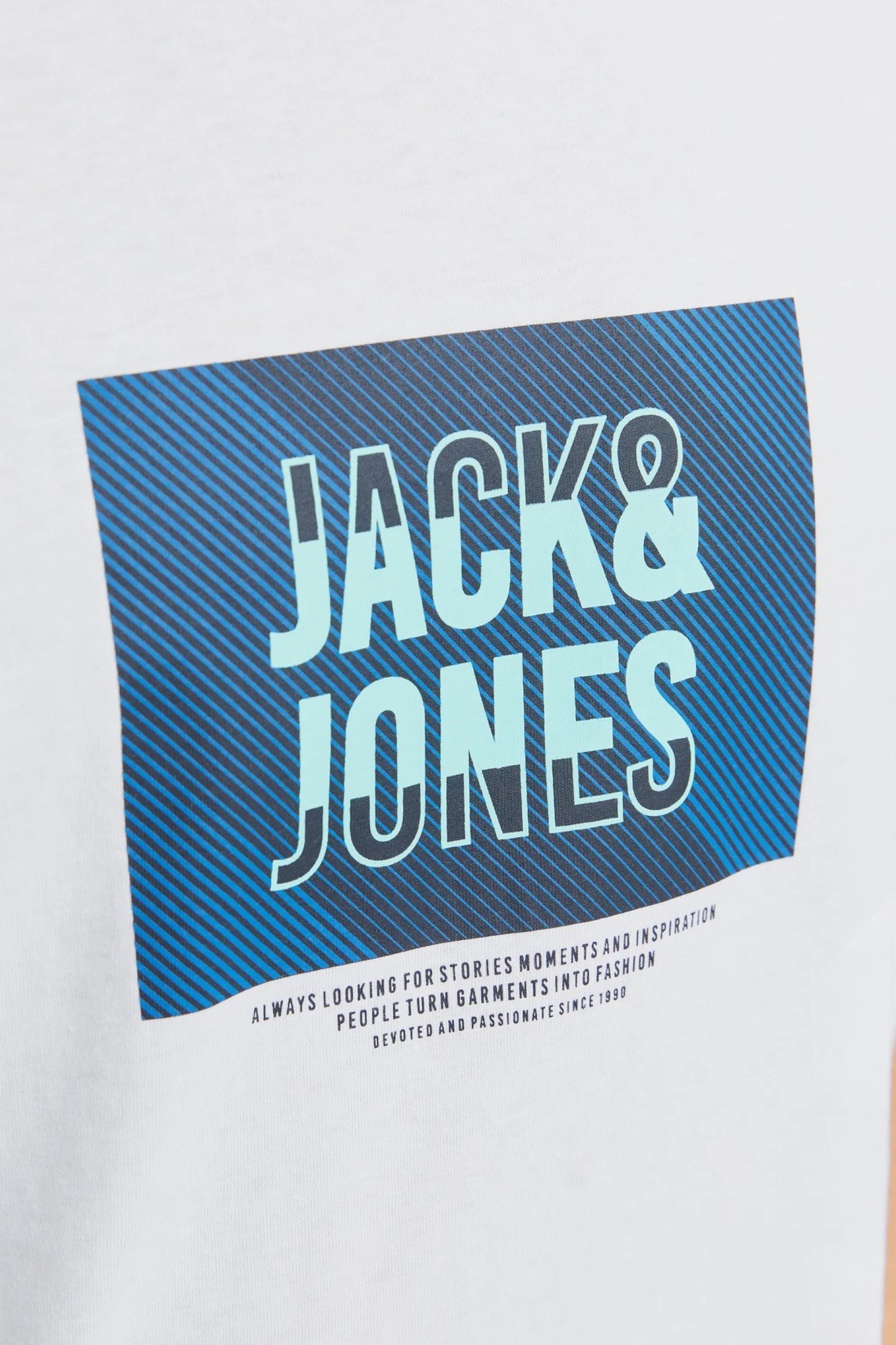 shop_uomo_tshirt_jackandjones_jac12268477_15845_2317_4_hd.jpg