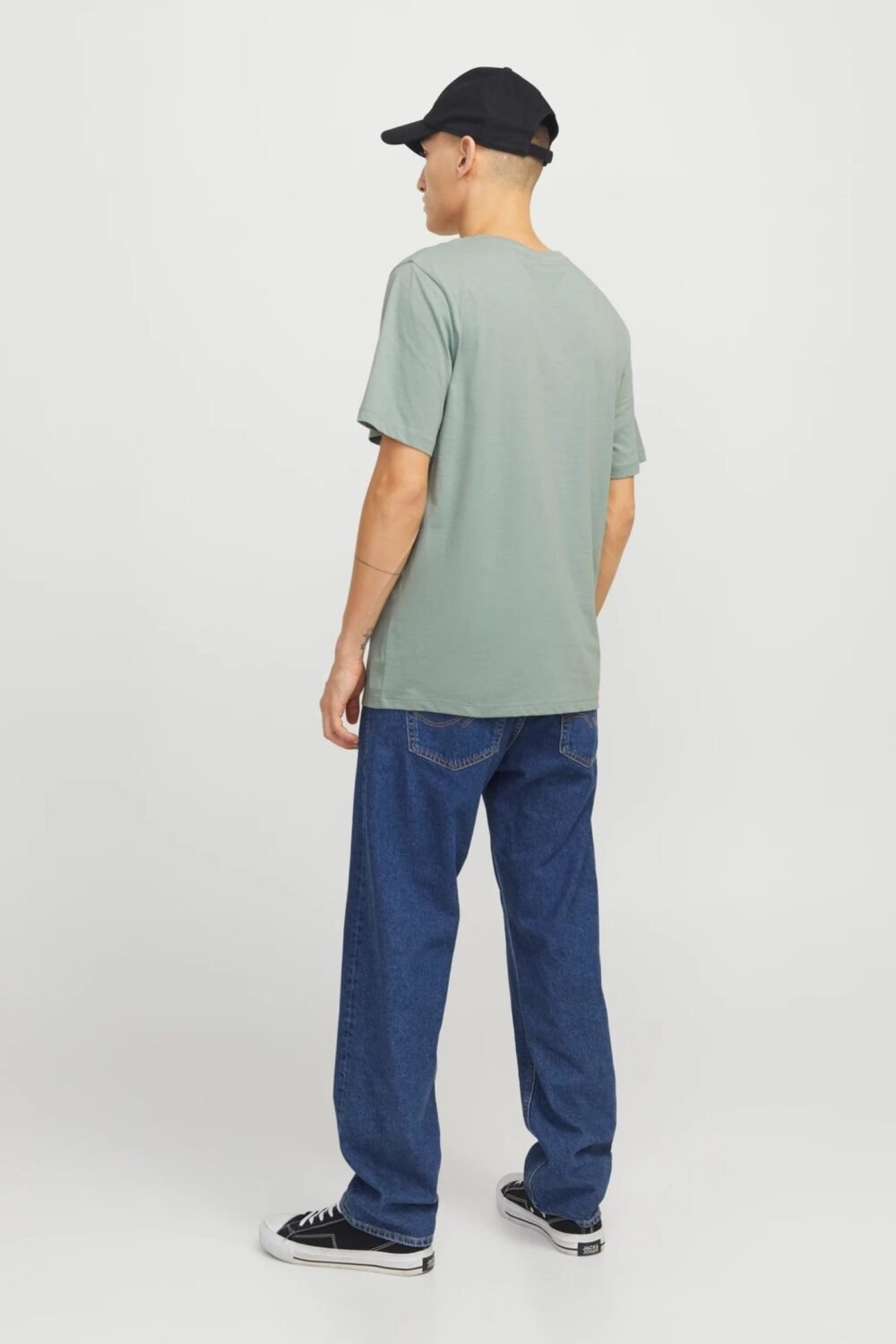 shop_uomo_tshirt_jackandjones_jac12268477_15845_2369_2_hd.jpg